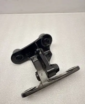 Rear door upper hinge