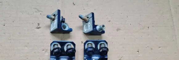 Front door hinge set