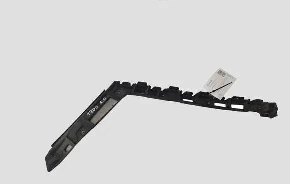Opel Insignia A Rear bumper mounting bracket