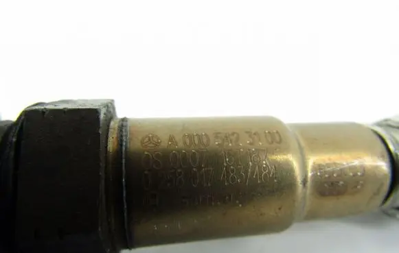 Mercedes-Benz C W205 Lambda probe sensor A0005423100