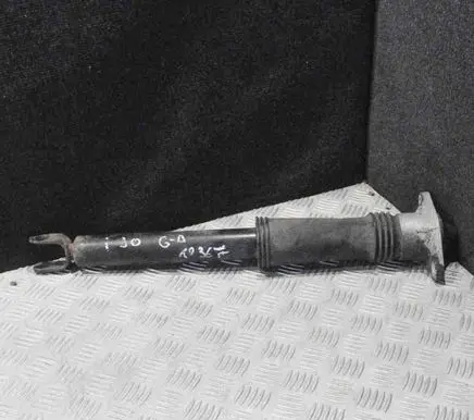 Hyundai i30 Rear shock absorber/damper 553102R100