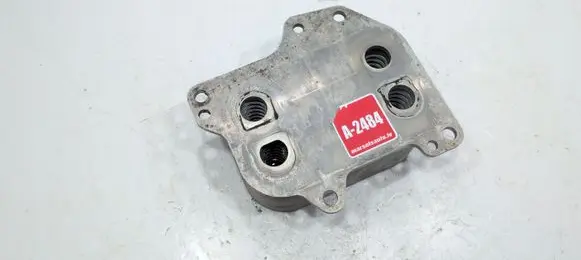 Volkswagen PASSAT B8 Oil filter mounting bracket 03N117021