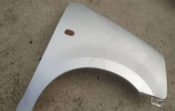 Opel Agila A Fender pilkas