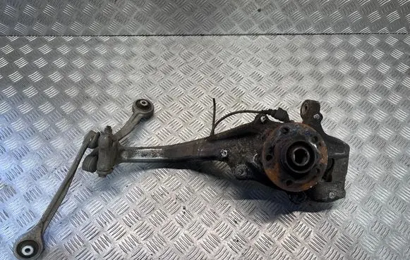 Audi Q5 SQ5 Front wheel hub spindle knuckle 8K0407258