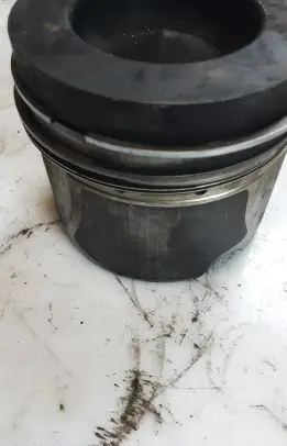Audi A6 S6 C7 4G Piston 8372T 5R2