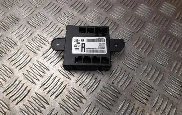 Jeep Grand Cherokee Door control unit/module 68316558AB