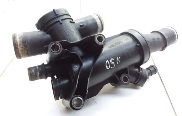 Thermostat/thermostat housing