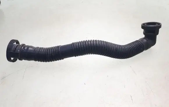 Volkswagen Golf V Breather hose/pipe 06A131127L