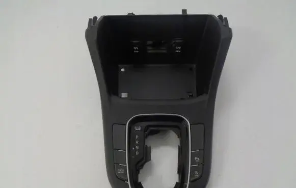 Hyundai i30 Gear shifter surround trim plastic 84651-G4700