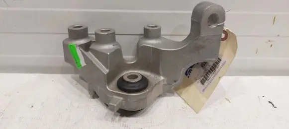 Chrysler Pacifica Engine mounting bracket 68224744AB