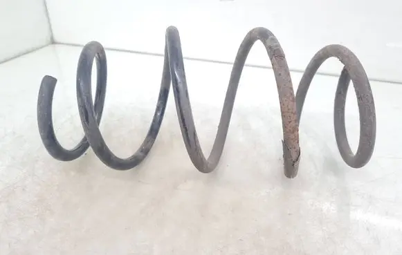 Toyota Auris 150 Front coil spring