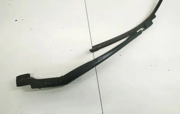 Honda Civic Front wiper blade arm
