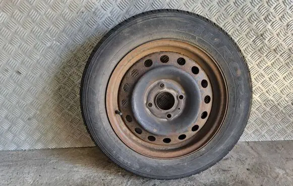 Nissan Almera N16 R15 steel rim