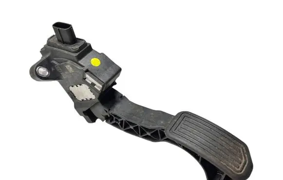 Toyota RAV 4 (XA40) Accelerator throttle pedal 781100W040 16053B 14445498250