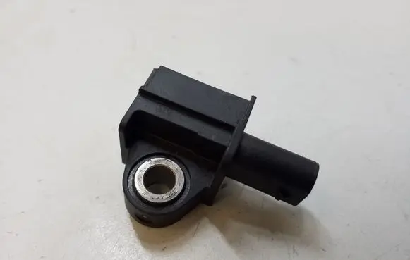 Chrysler Pacifica Airbag deployment crash/impact sensor 68174975AA