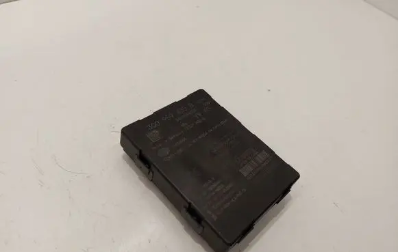 Volkswagen PASSAT B8 Keyless (KESSY) go control unit/module 3Q0959435B