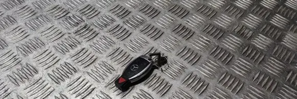 Mercedes-Benz CLS C218 X218 Ignition key/card 890
