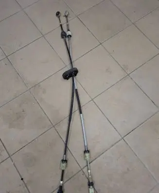 Opel Insignia A Gear shift cable linkage 55488640