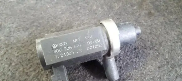 Volkswagen PASSAT B5 Turbo solenoid valve 8d0906627