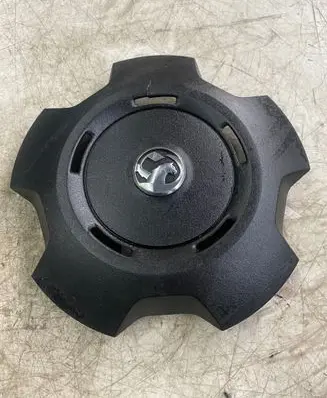 Opel Vivaro R16 wheel hub/cap/trim 93866156