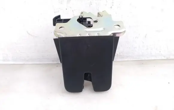 Skoda Karoq Tailgate/trunk/boot lock/catch/latch 5F0827505