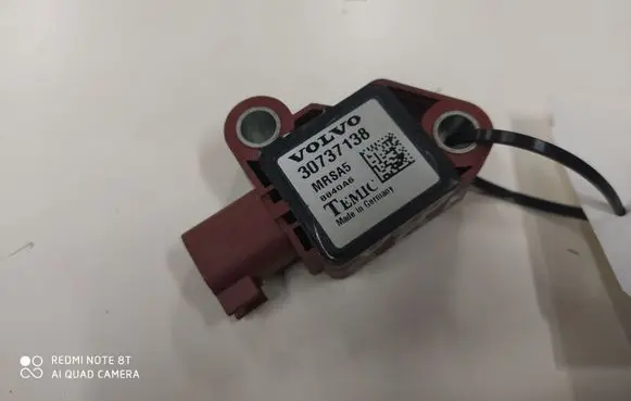 Volvo V50 Airbag deployment crash/impact sensor 30737138 MRSA5 8840A6
