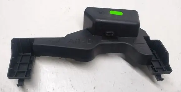Rear door exterior handle/bracket