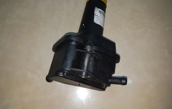 Ford Galaxy Power steering fluid tank/reservoir