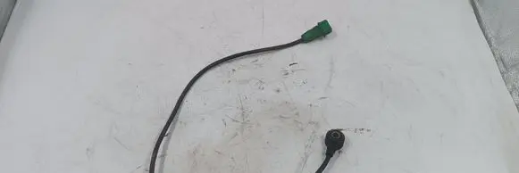 Audi A4 S4 B5 8D Detonation knock sensor 054905377H 5WM1511