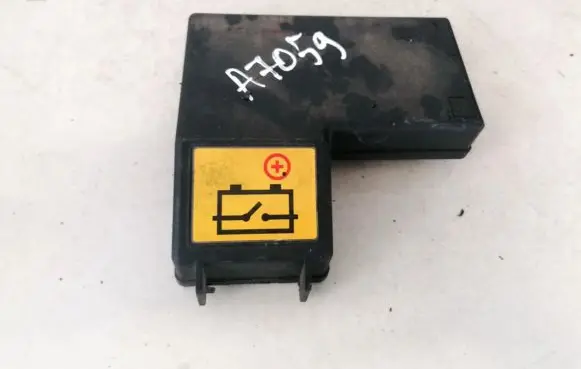 Renault Scenic I Fuse box cover 7703397332