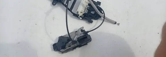 Volvo S90, V90 Front door lock 31462456