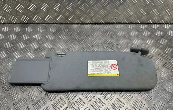 KIA Sorento Sun visor
