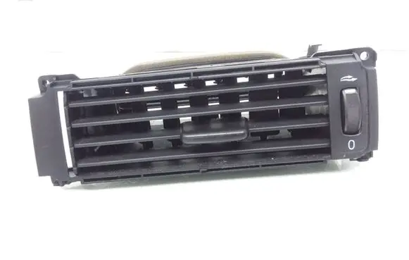 Volvo XC70 Dashboard side air vent grill/cover trim 30755179