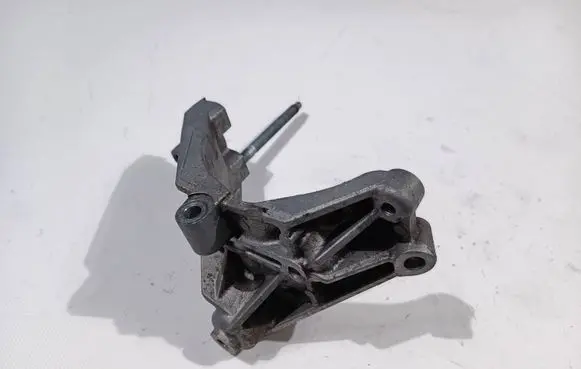 Chevrolet Camaro Generator/alternator bracket 12622734
