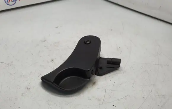 Engine bonnet (hood) release handle