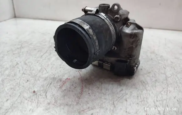 Jaguar XE Throttle valve G4D39F991AA