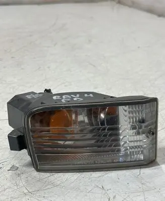 Toyota RAV 4 (XA20) Front fog light