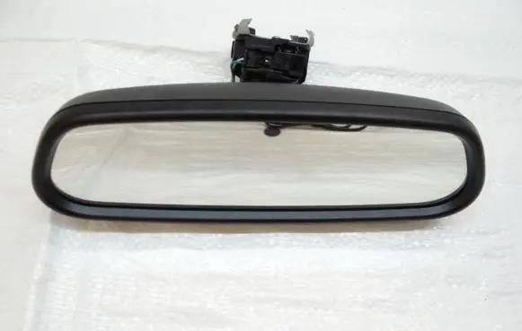 Rear view mirror (interior)