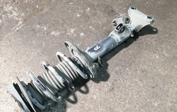 Mercedes-Benz C W204 Front shock absorber with coil spring A2043202766