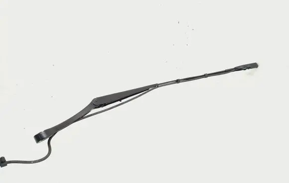 Tesla Model Y Front wiper blade arm 149024900b
