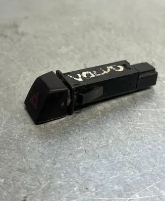 Volvo S60 Hazard light switch 9123681