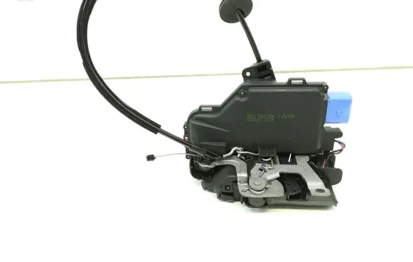 Volkswagen Jetta V Front door lock 3D2837016D 1K5837085