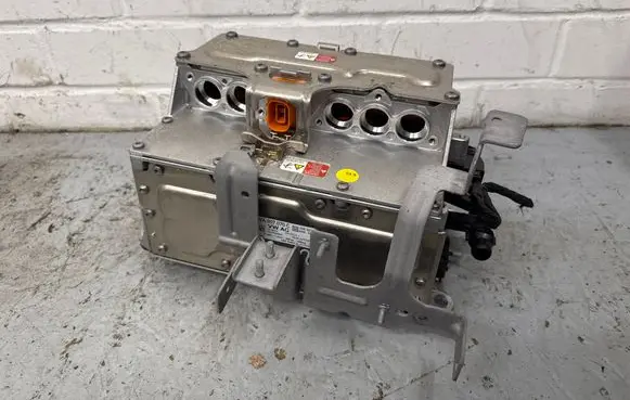 Cupra Leon Voltage converter inverter 5WA907070C