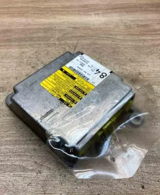 Toyota Avensis T250 Airbag control unit/module 8917005120 208623102