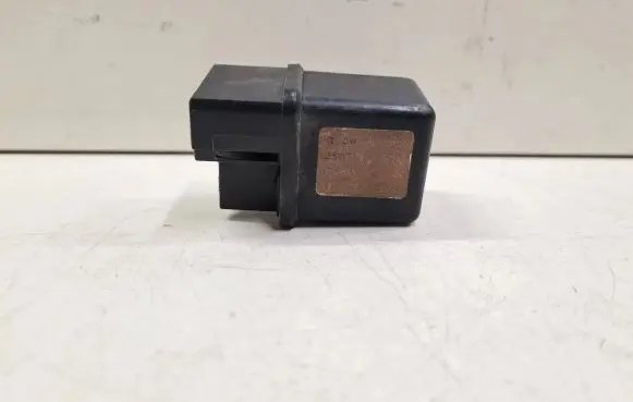 Nissan Primera Glow plug pre-heat relay 25230WD000