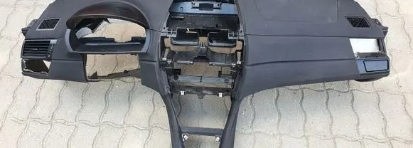 BMW X3 E83 Dashboard