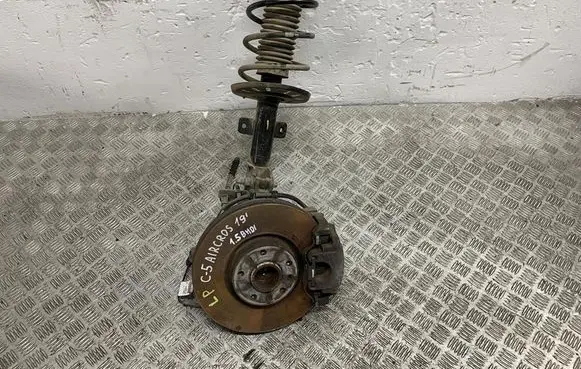 Citroen C5 Aircross Front wheel hub spindle knuckle 9833696680