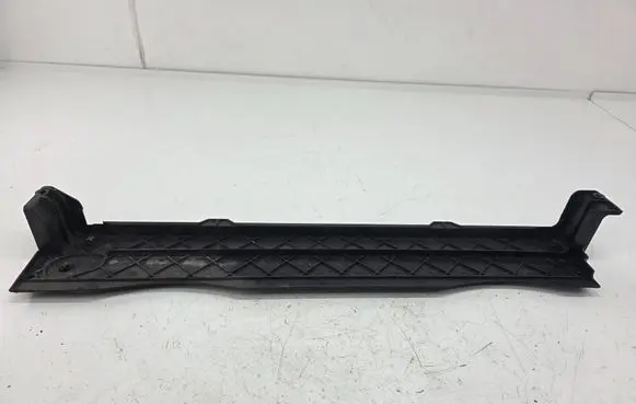 BMW X6 E71 Bottom radiator support slam panel 7533539