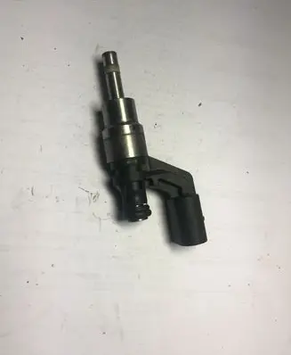 Volkswagen Golf V Fuel injector 03C906036A