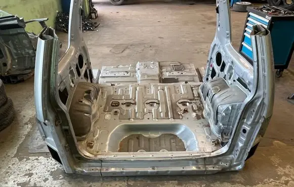 Mitsubishi Pajero Rear quarter panel 